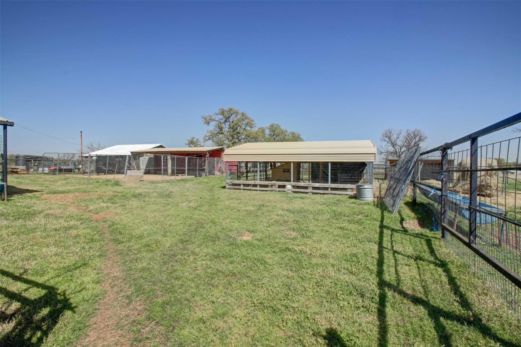 Springtown, Texas, 76082, United States, 3 Bedrooms Bedrooms, ,2 BathroomsBathrooms,Residential,For Sale,2049290