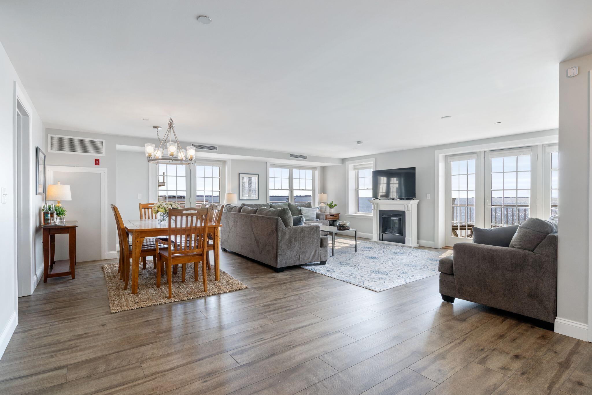 Old Orchard Beach, Maine, 04064, United States, 2 Bedrooms Bedrooms, ,2 BathroomsBathrooms,Residential,For Sale,1828261