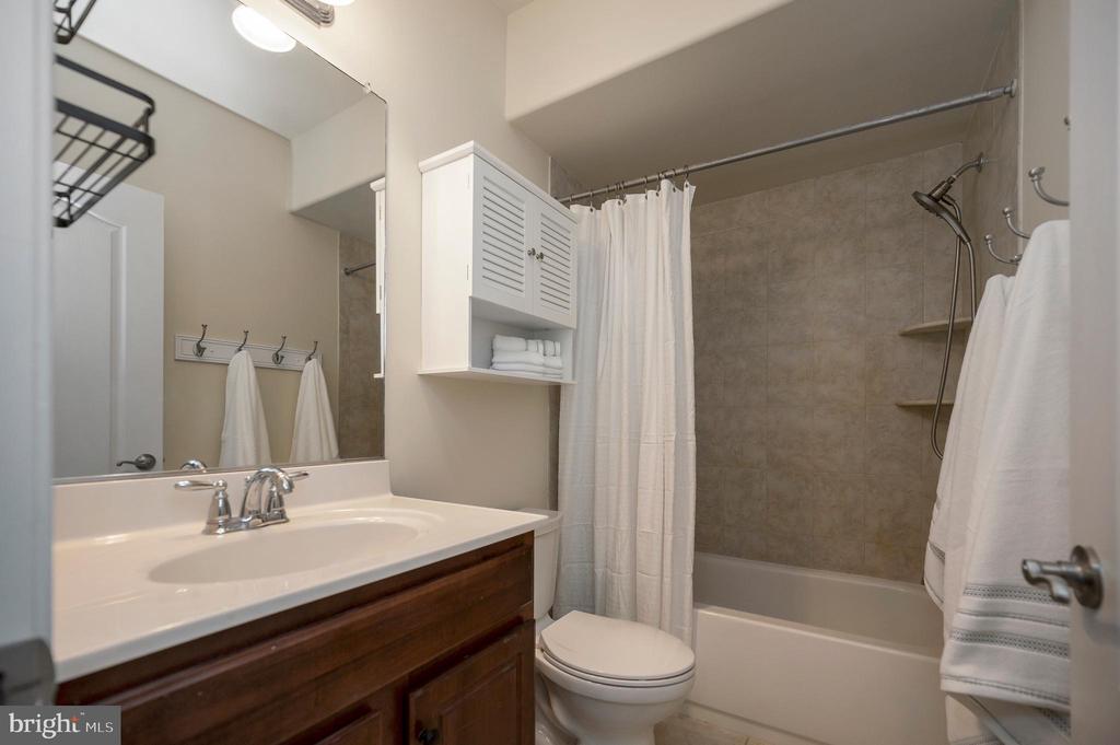 Stafford, Virginia, 22554, United States, 5 Bedrooms Bedrooms, ,5 BathroomsBathrooms,Residential,For Sale,2047982