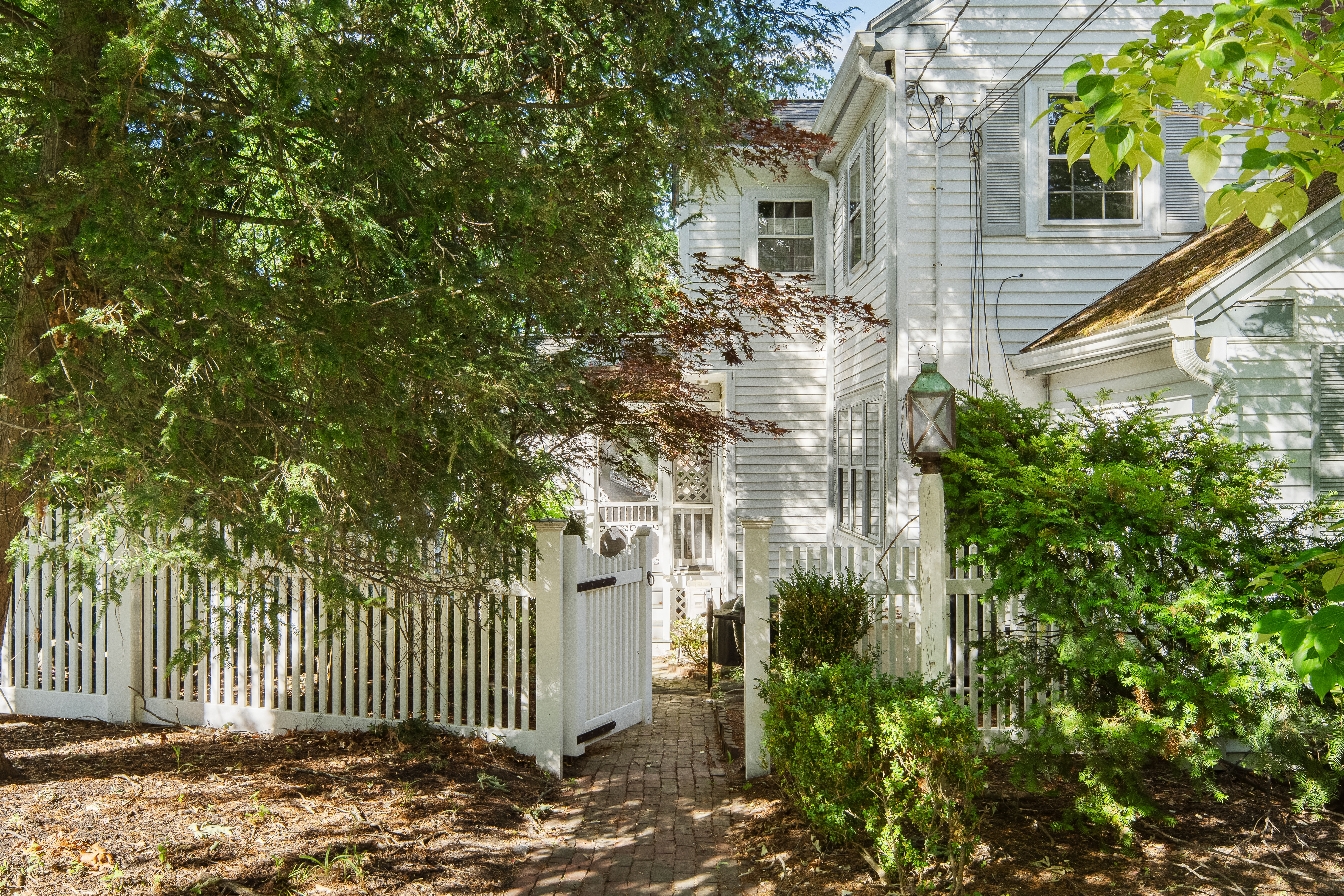  51 Fulton Street, Dedham, MA 02026 - 物件實景