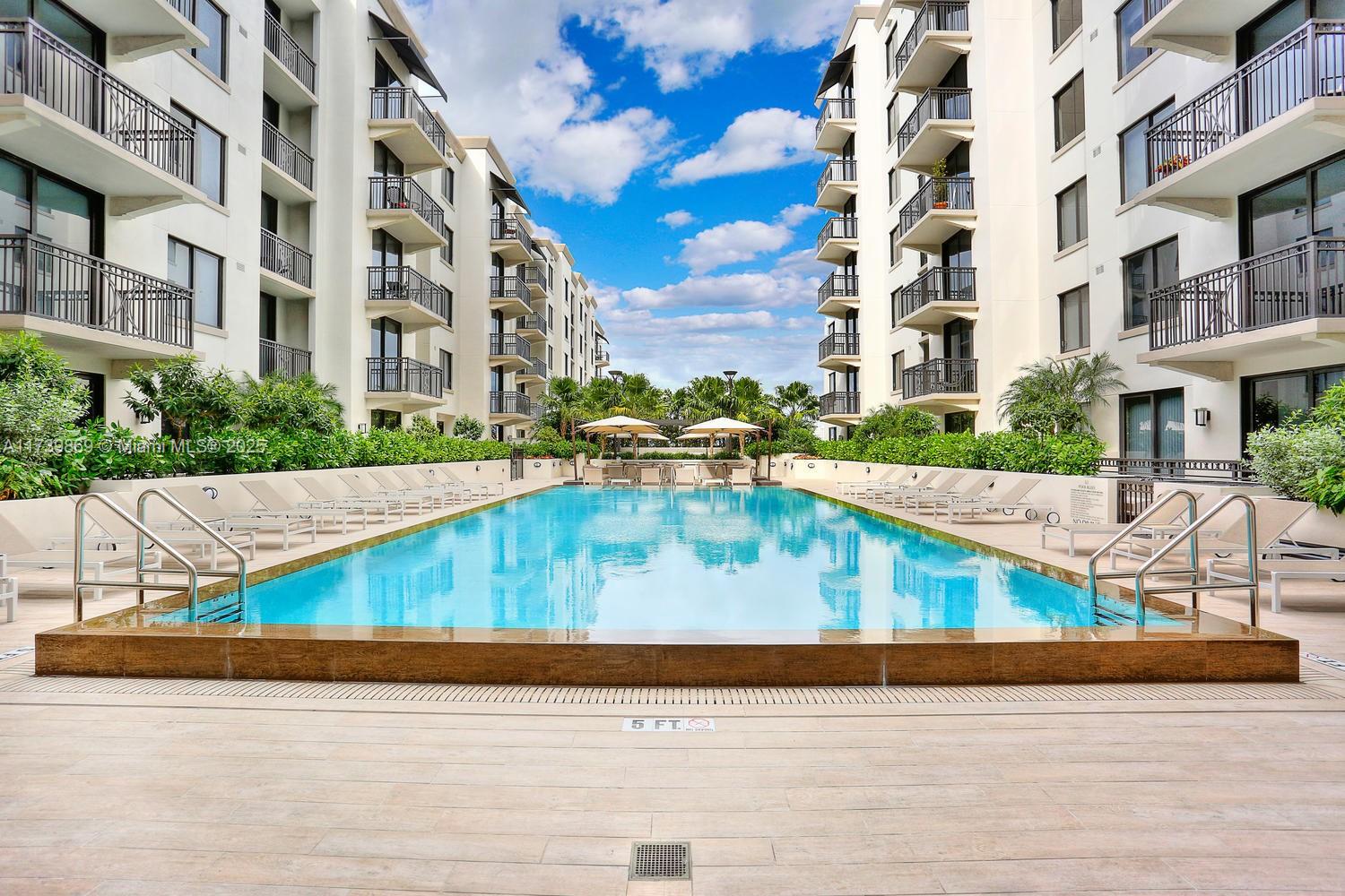 Coral Gables, Florida, 33146, United States, 1 Bedroom Bedrooms, ,1 BathroomBathrooms,Residential,For Sale,1934394