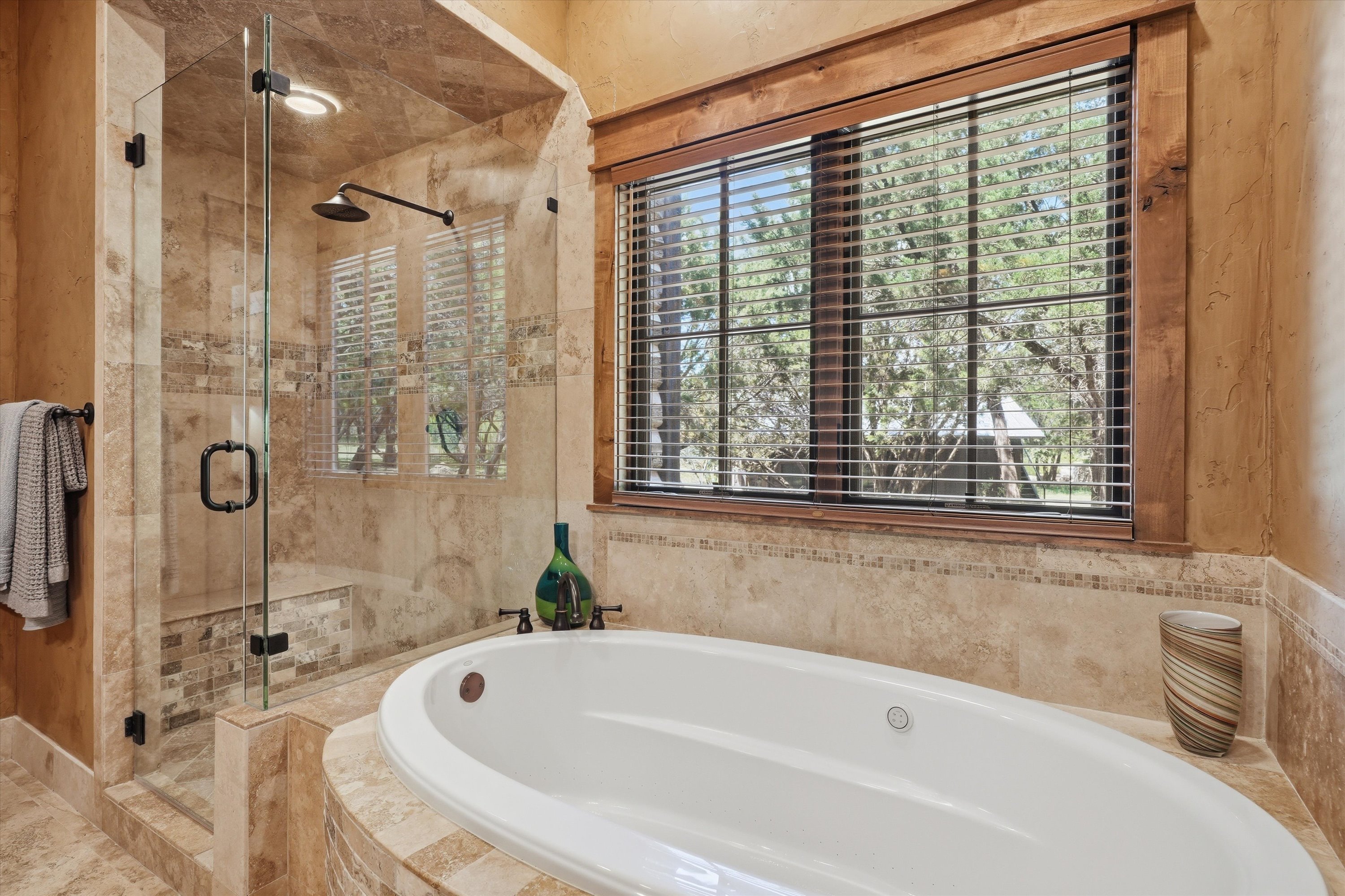  1046 Grandview Drive, Graford, TX, 76449 - 物件實景