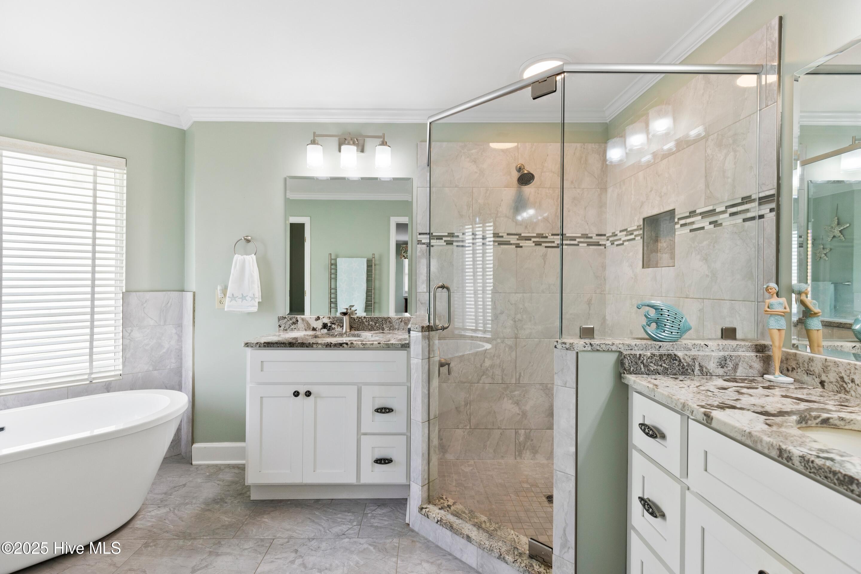 Carolina Beach, North Carolina, 28428, United States, 4 Bedrooms Bedrooms, ,3 BathroomsBathrooms,Residential,For Sale,1991115