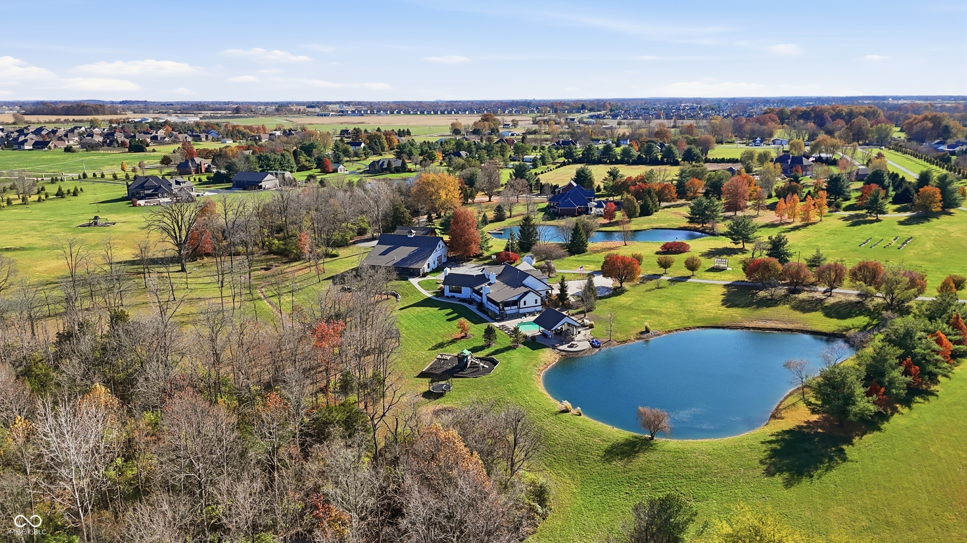 Bargersville, Indiana, 46106, United States, 5 Bedrooms Bedrooms, ,6 BathroomsBathrooms,Residential,For Sale,1992401
