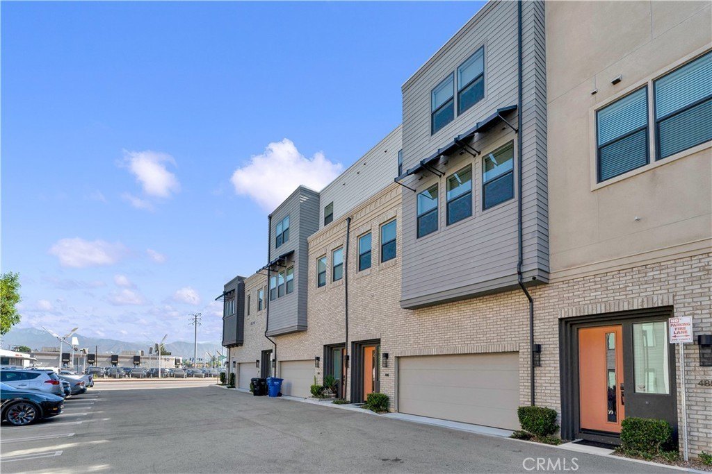Covina, California, 91723, United States, 3 Bedrooms Bedrooms, ,3 BathroomsBathrooms,Residential,For Sale,1915122