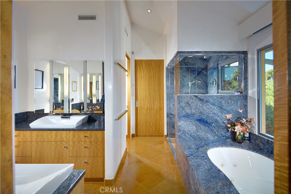 111 S La Senda Drive, Laguna Beach, California, 92651, United States, 4 Bedrooms Bedrooms, ,7 BathroomsBathrooms,Residential,For Sale,111 S La Senda Drive,1625085
