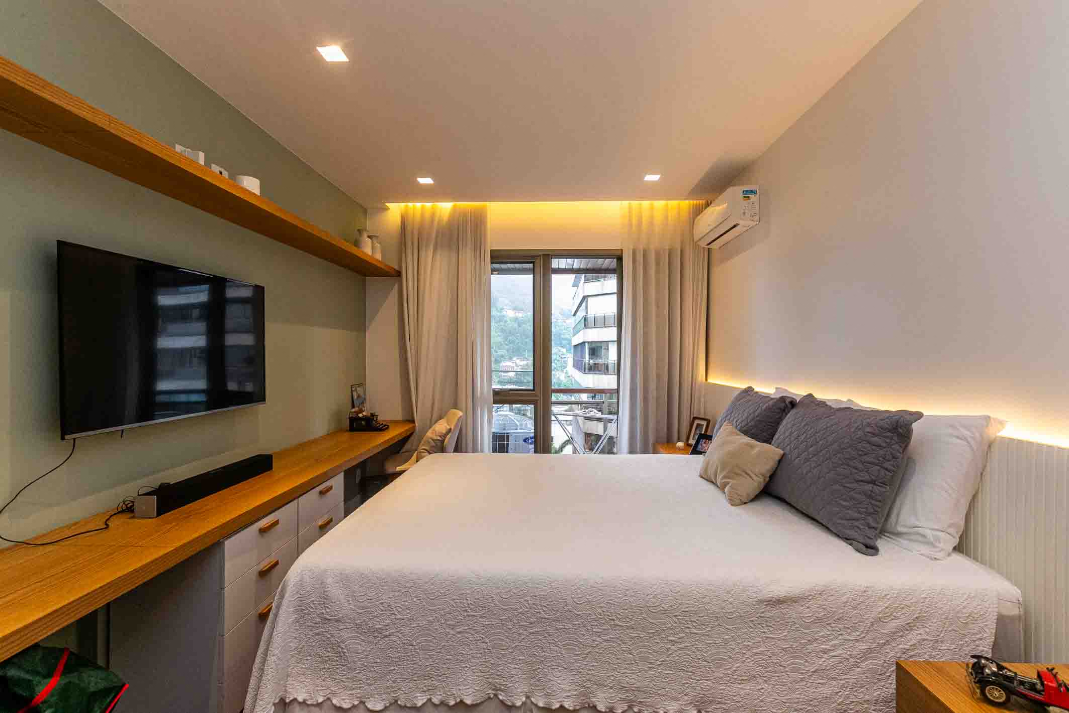  Renovated apartment with direct ocean views in São Conrado - 物件實景