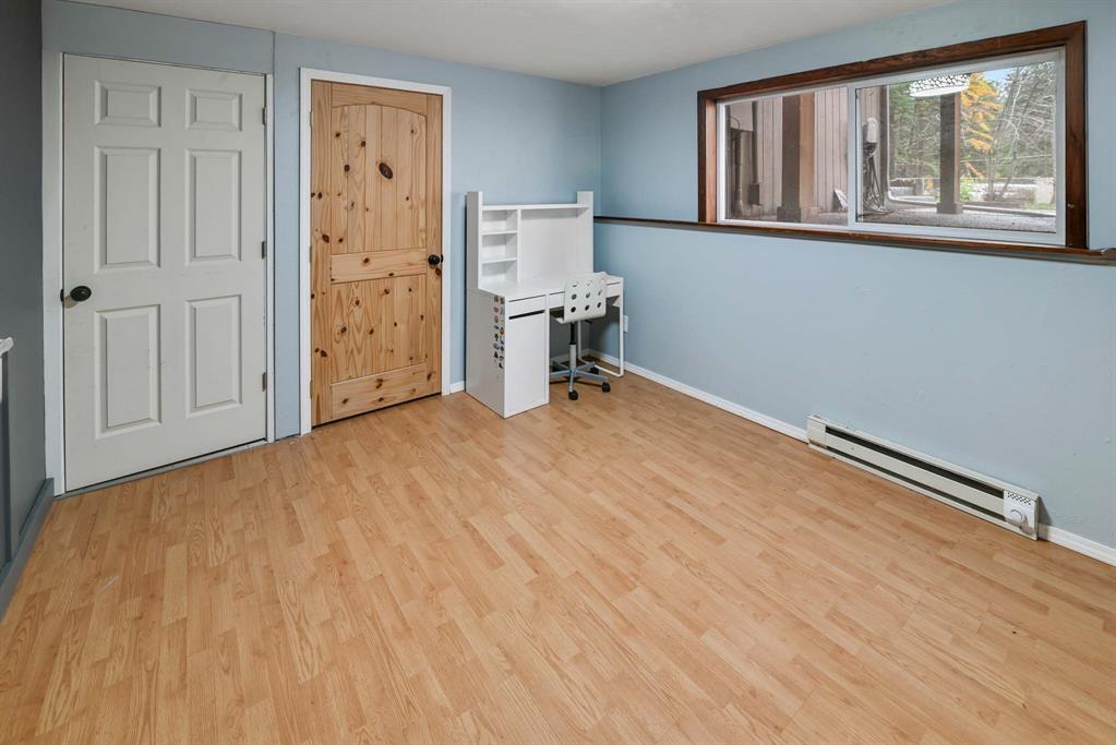 Columbia Falls, Montana, 59912, United States, 7 Bedrooms Bedrooms, ,2 BathroomsBathrooms,Residential,For Sale,1990809