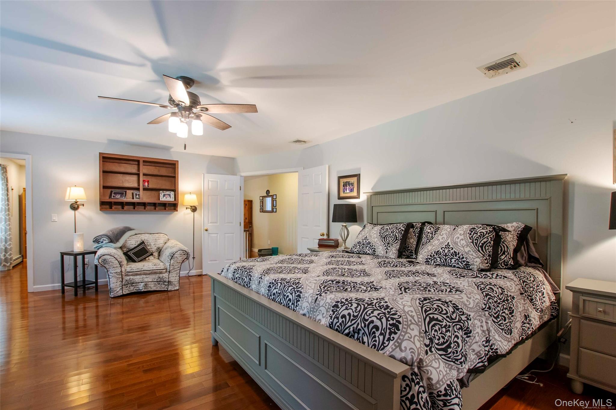 Call Listing Agent, New York, 06812, United States, 4 Bedrooms Bedrooms, ,3 BathroomsBathrooms,Residential,For Sale,1940931