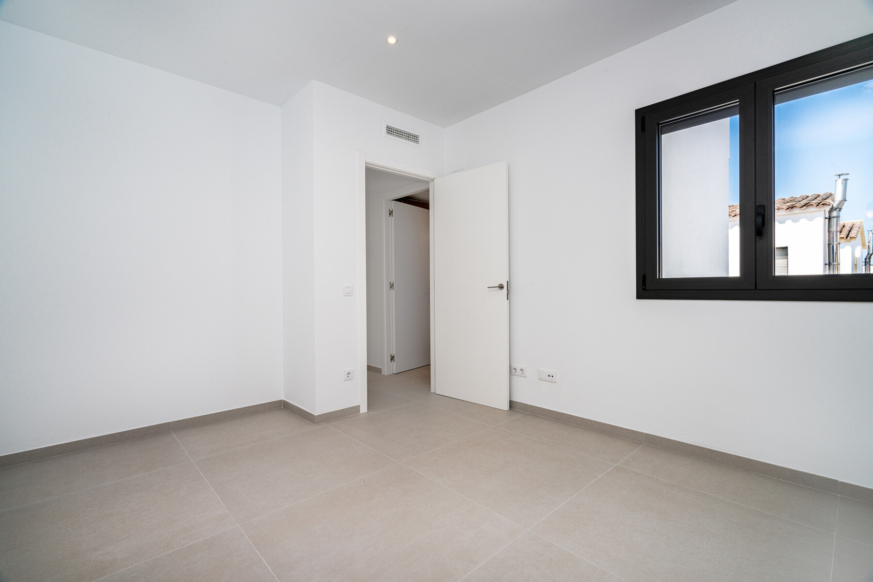  New minimalist building in Requesens - Empuriabrava - Costa Brava - 物件實景