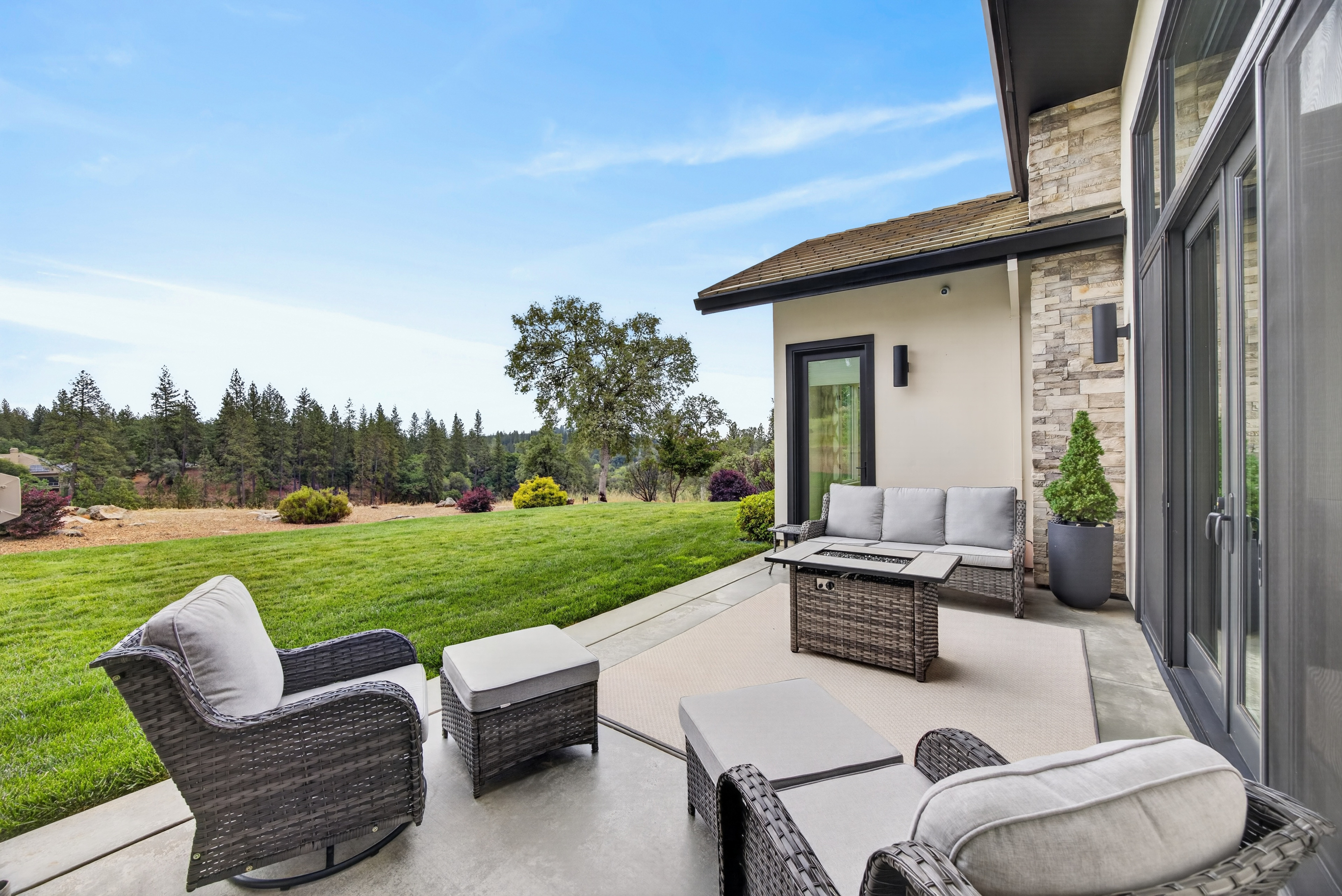  2056 Long View Drive, Meadow Vista, CA 95722 - 物件實景