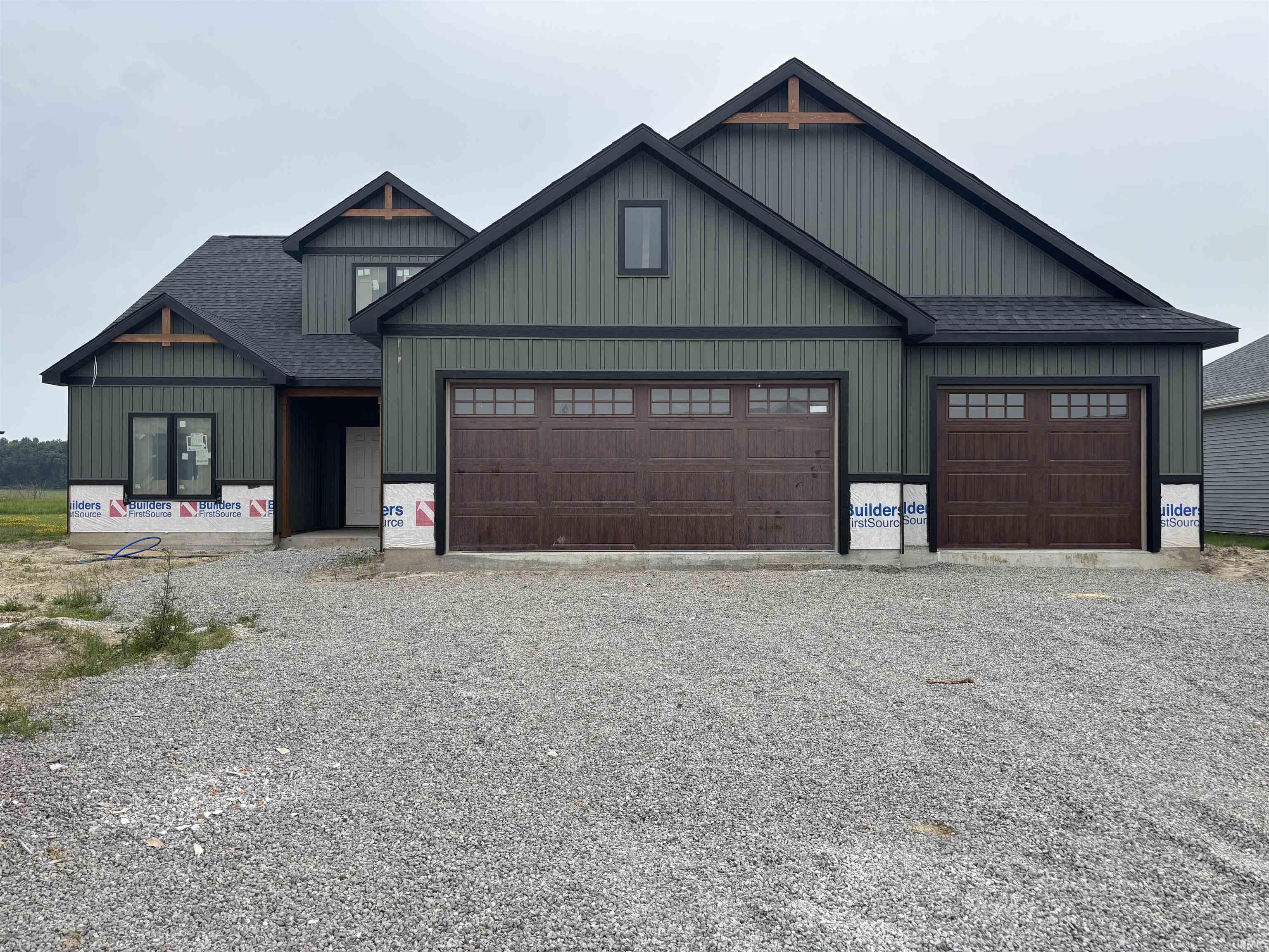 Fort Wayne, Indiana, 46818, United States, 4 Bedrooms Bedrooms, ,3 BathroomsBathrooms,Residential,For Sale,1981735