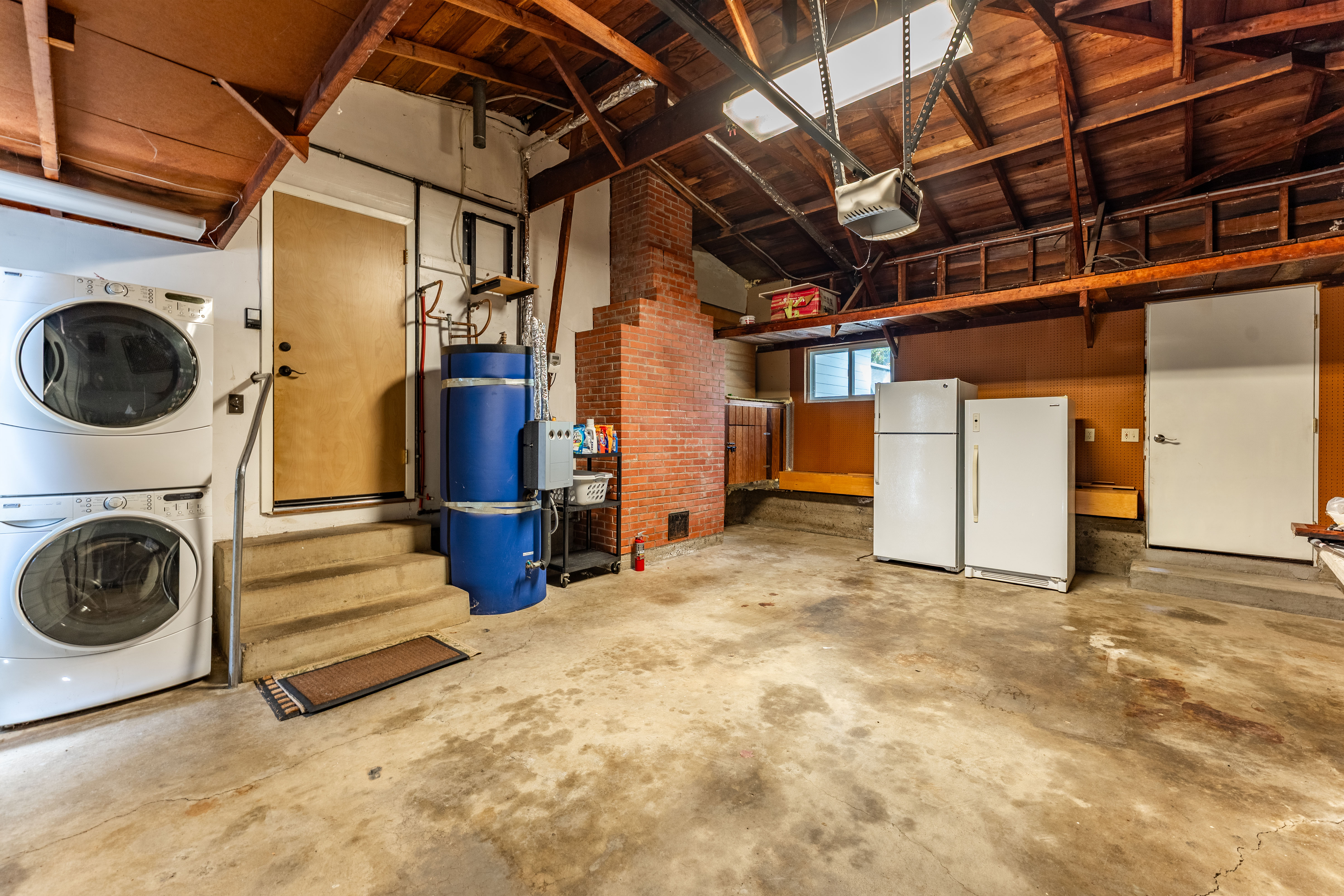 Ukiah, California, 95482, United States, 3 Bedrooms Bedrooms, ,2 BathroomsBathrooms,Residential,For Sale,1997142