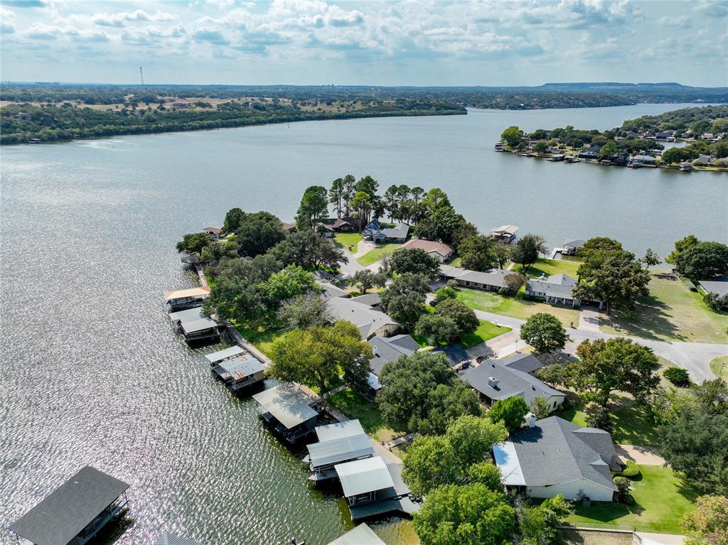 Granbury, Texas, 76049, United States, 3 Bedrooms Bedrooms, ,2 BathroomsBathrooms,Residential,For Sale,1984180