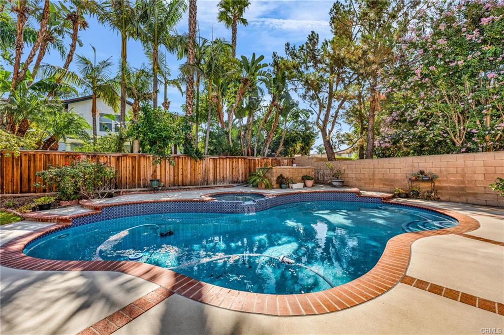 Eastvale, California, 92880, United States, 4 Bedrooms Bedrooms, ,3 BathroomsBathrooms,Residential,For Sale,1914327