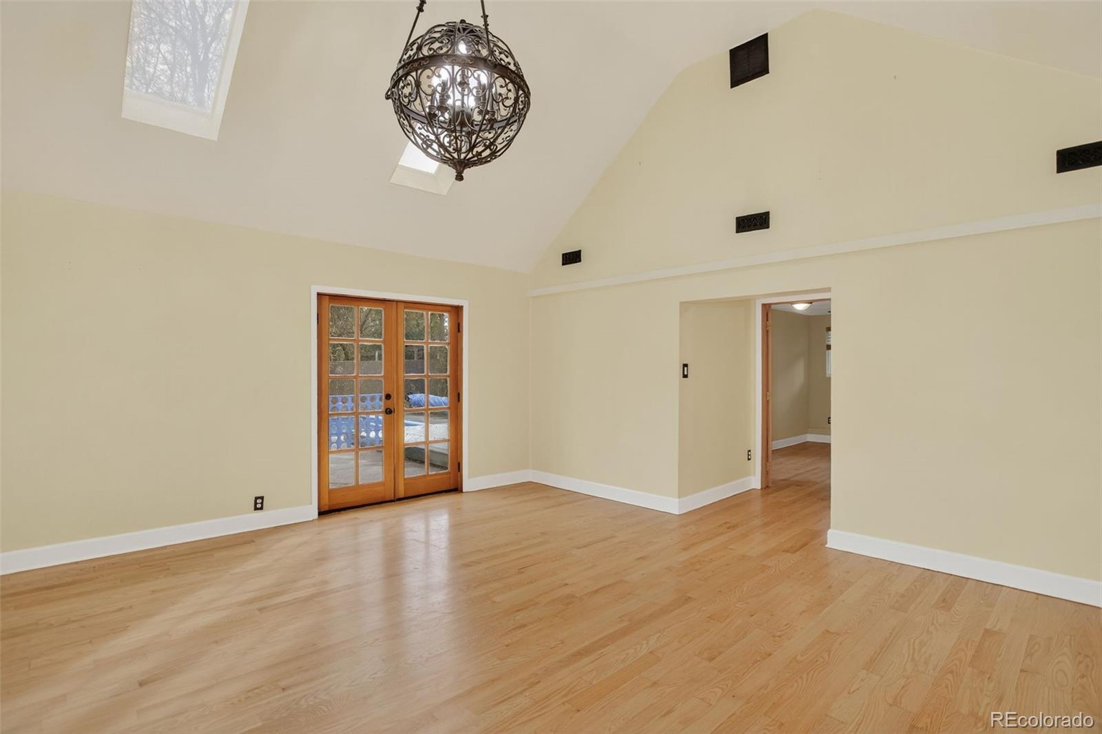 Lakewood, Colorado, 80215, United States, 4 Bedrooms Bedrooms, ,3 BathroomsBathrooms,Residential,For Sale,1991783