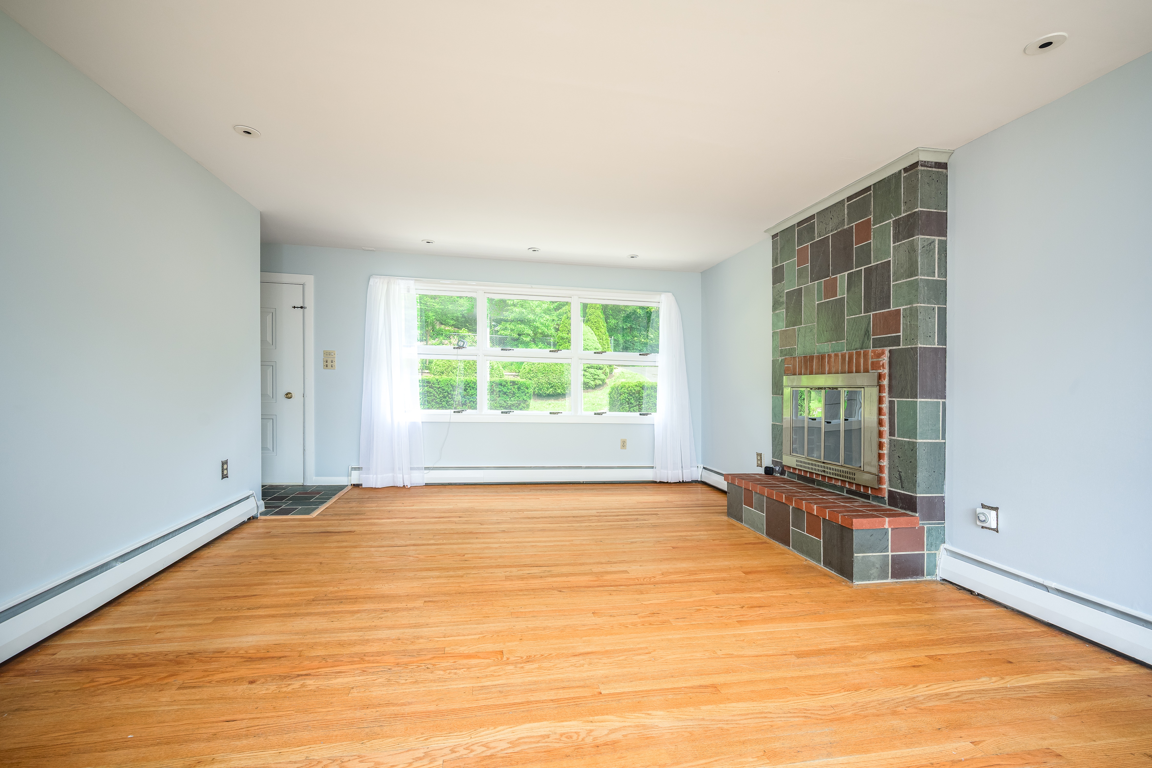  Ranch Style Home in Huntington Neighborhood - 物件實景