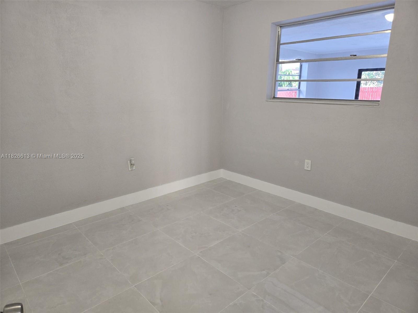 Hollywood, Florida, 33024, United States, 3 Bedrooms Bedrooms, ,2 BathroomsBathrooms,Residential,For Sale,1933387