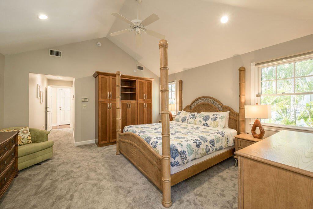 KEY WEST, Florida, 33040, United States, 5 Bedrooms Bedrooms, ,4 BathroomsBathrooms,Residential,For Sale,1847145