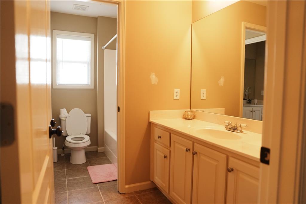 Conyers, Georgia, 30094, United States, 6 Bedrooms Bedrooms, ,5 BathroomsBathrooms,Residential,For Sale,2038974