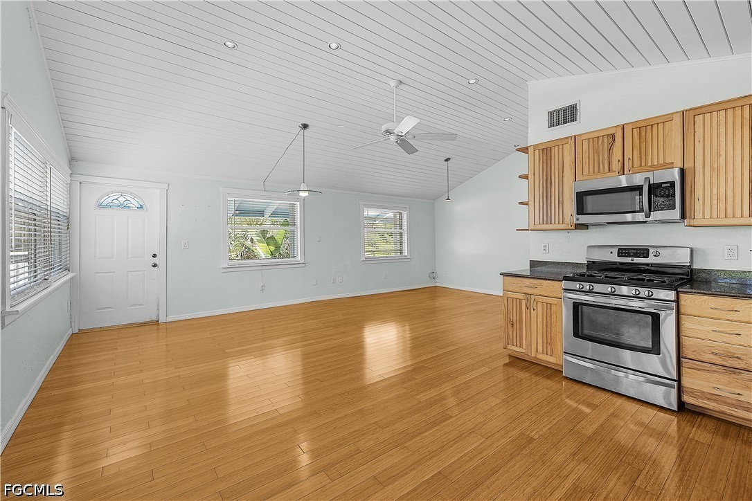 Bokeelia, Florida, 33922, United States, 3 Bedrooms Bedrooms, ,3 BathroomsBathrooms,Residential,For Sale,2049027