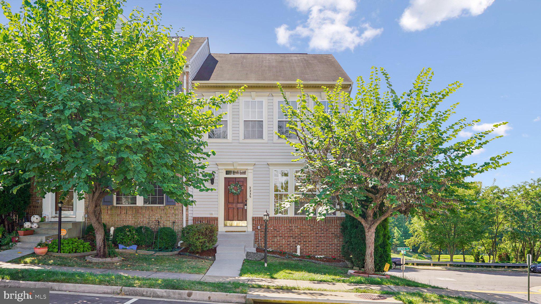 Woodbridge, Virginia, 22191, United States, 4 Bedrooms Bedrooms, ,4 BathroomsBathrooms,Residential,For Sale,1936881