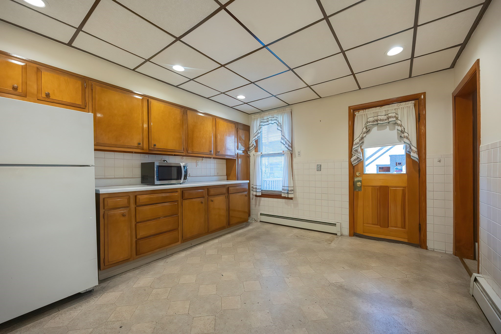 East Boston, Massachusetts, 02128, United States, 3 Bedrooms Bedrooms, ,3 BathroomsBathrooms,Residential,For Sale,1910714