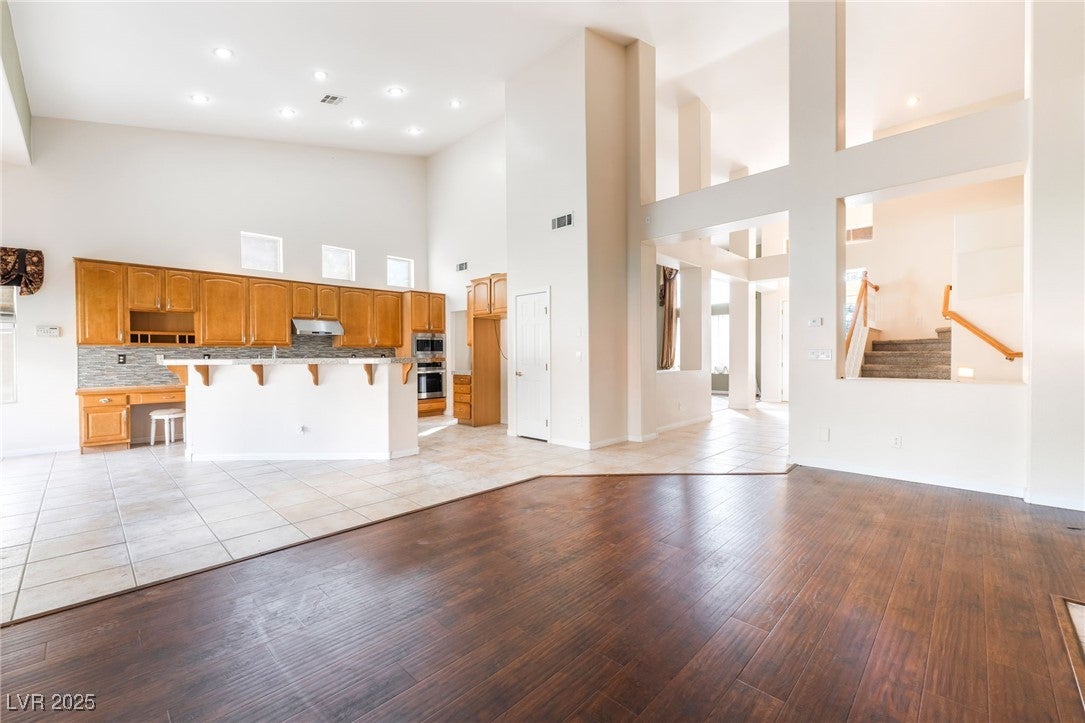 Las Vegas, Nevada, 89110, United States, 6 Bedrooms Bedrooms, ,3 BathroomsBathrooms,Residential,For Sale,1987091