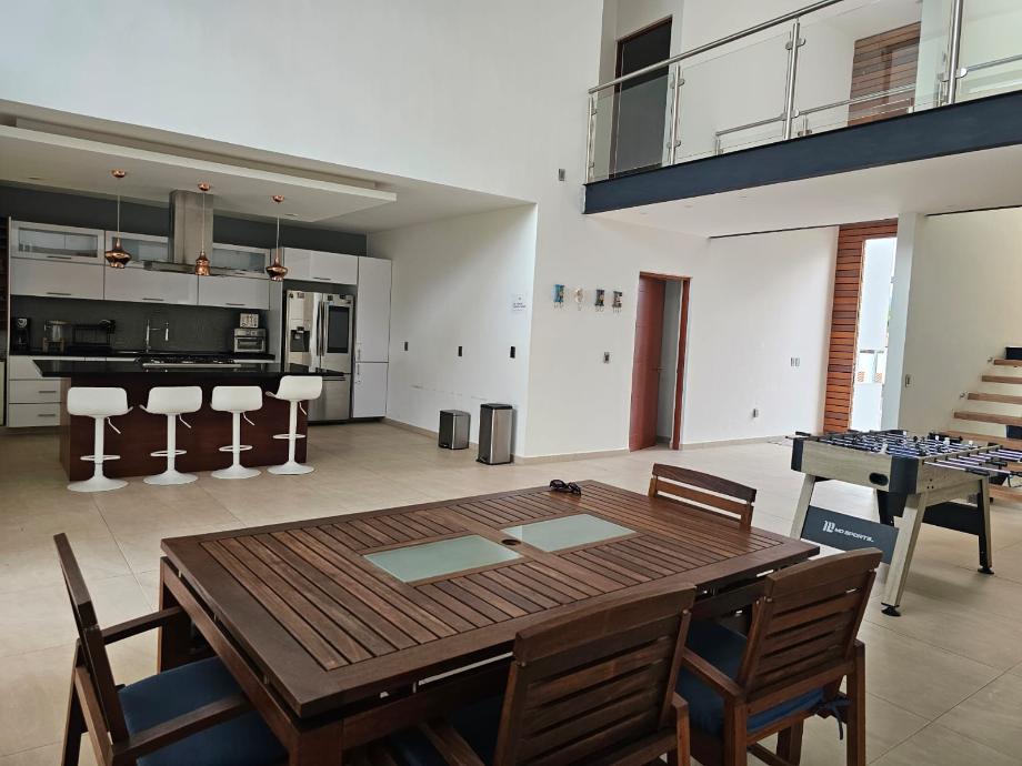 Atlatlahucan, Morelos, 62847, Mexico, 4 Bedrooms Bedrooms, ,4 BathroomsBathrooms,Residential,For Sale,1918557