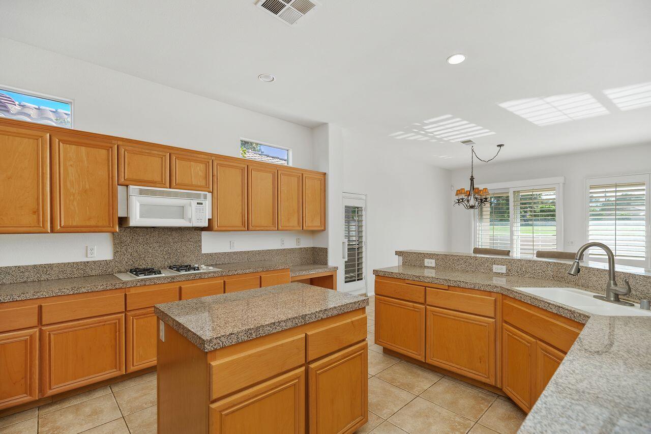 75715 Heritage W, Palm Desert, California, 92211, United States, 3 Bedrooms Bedrooms, ,1 BathroomBathrooms,Residential,For Sale,75715 Heritage W,1679085