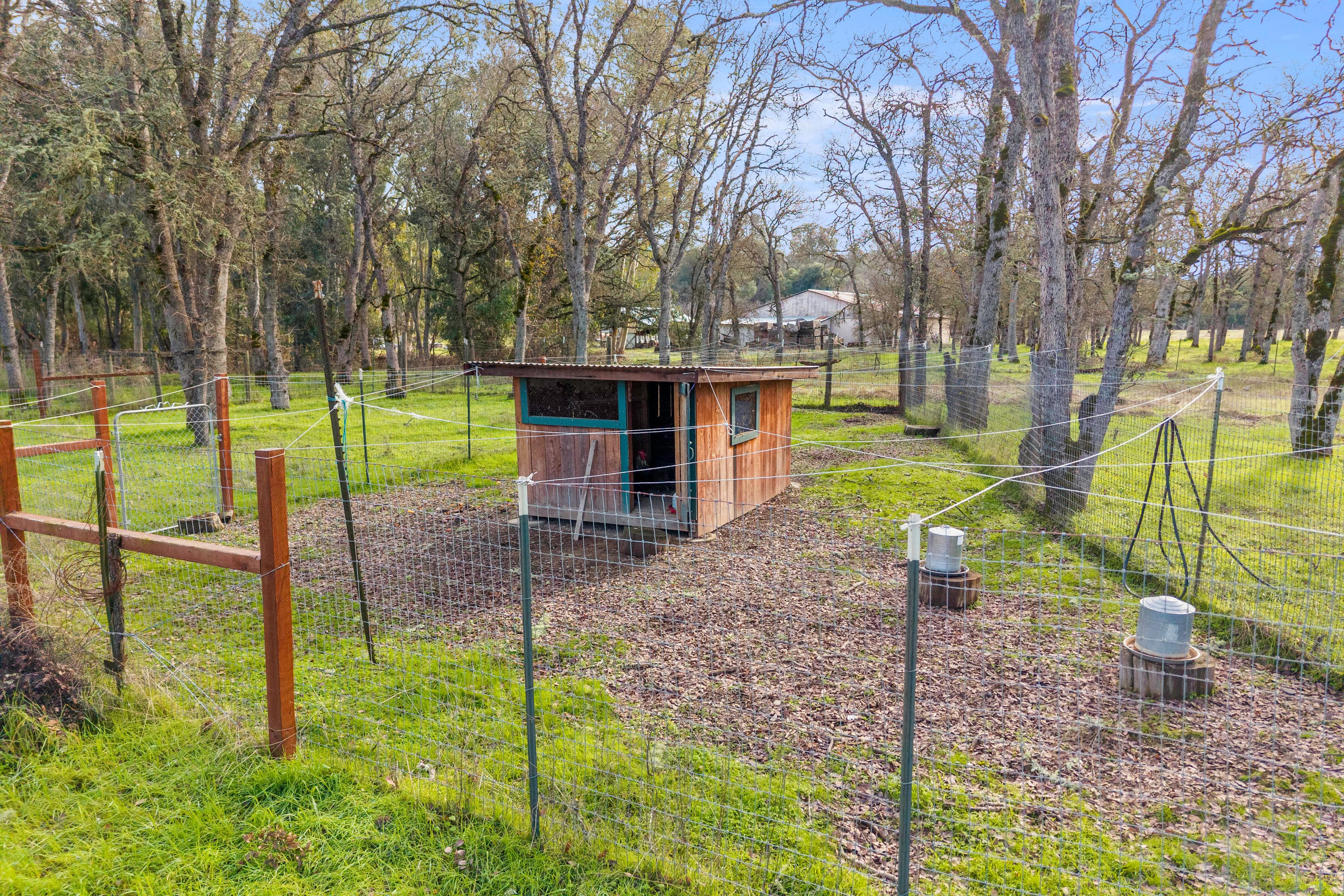  4962 Gaddy Lane - 物件實景