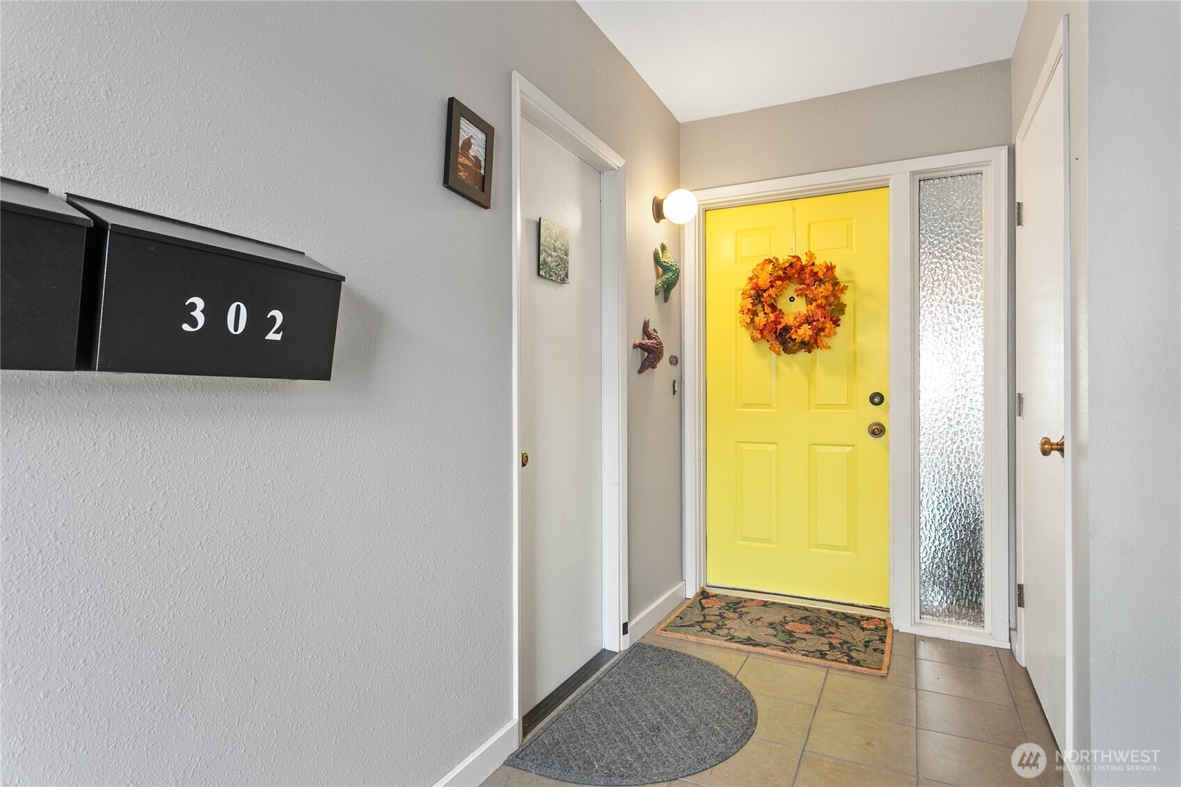 Bellingham, Washington, 98225, United States, 2 Bedrooms Bedrooms, ,1 BathroomBathrooms,Residential,For Sale,1996798