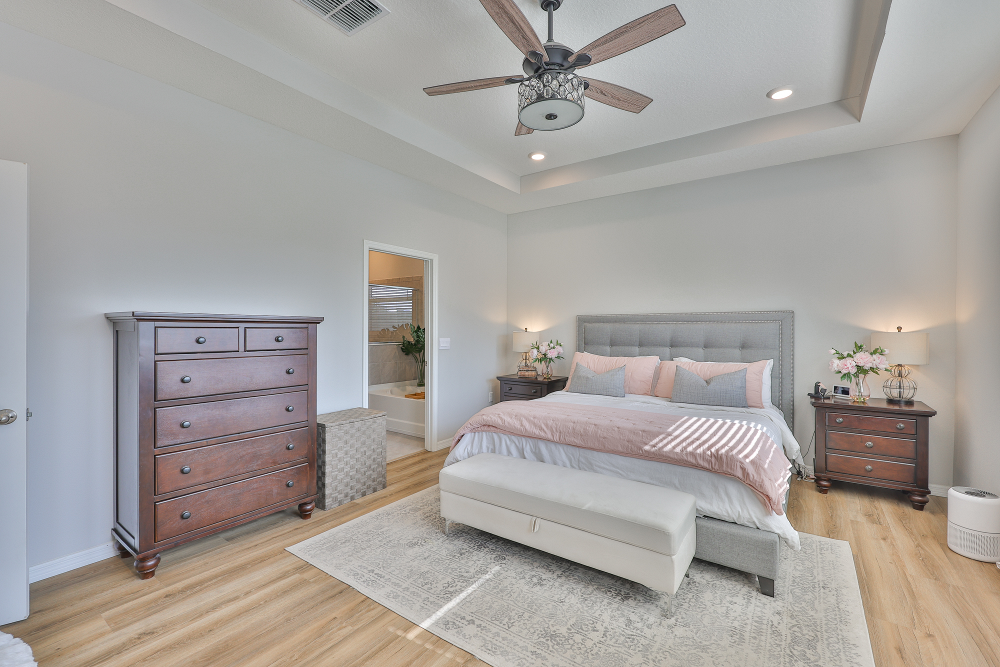 Riverview, Florida, 33579, United States, 4 Bedrooms Bedrooms, ,3 BathroomsBathrooms,Residential,For Sale,1861328