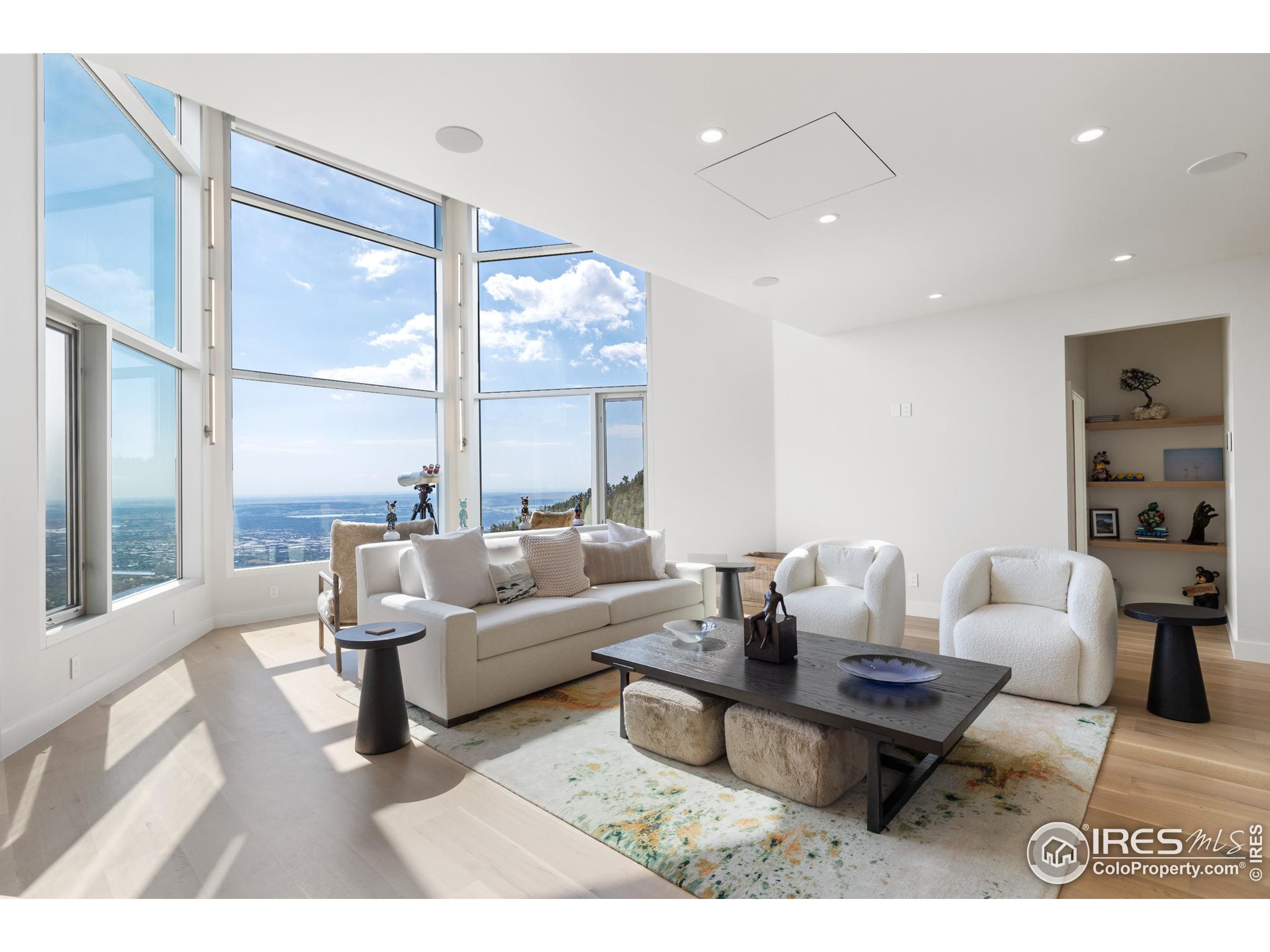 Boulder, Colorado, 80304, United States, 4 Bedrooms Bedrooms, ,3 BathroomsBathrooms,Residential,For Sale,1902087