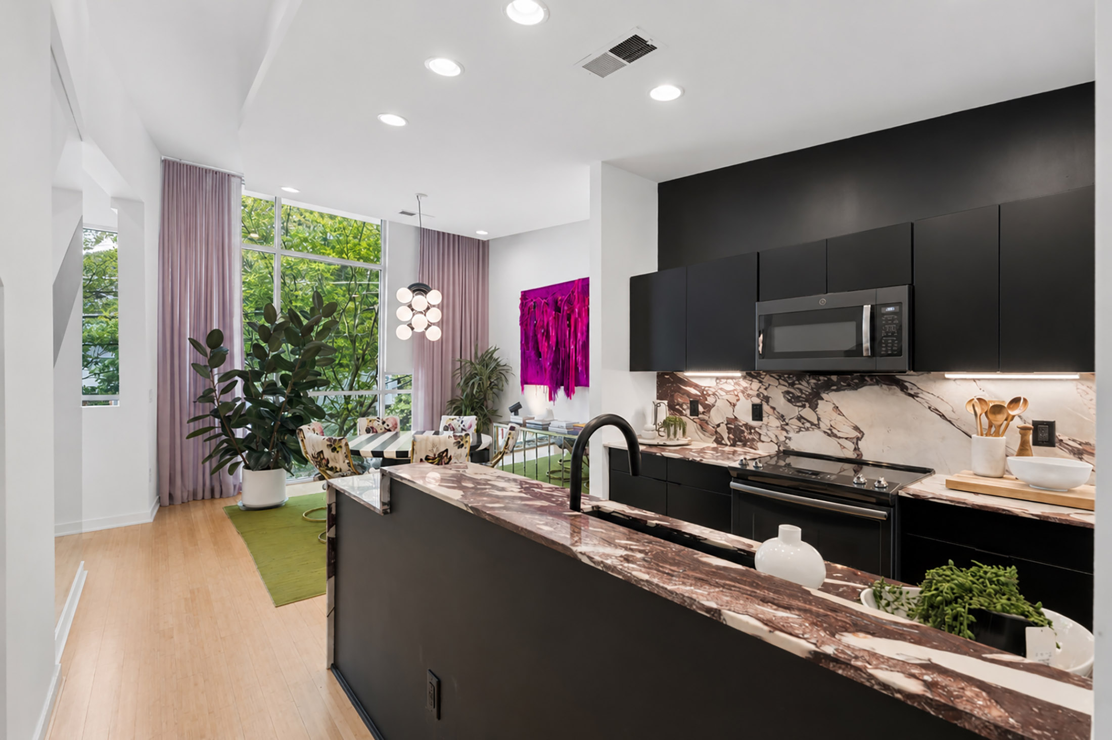  Designer-finished, Three-story Townhome in the Heart of East Atlanta Village - 物件實景