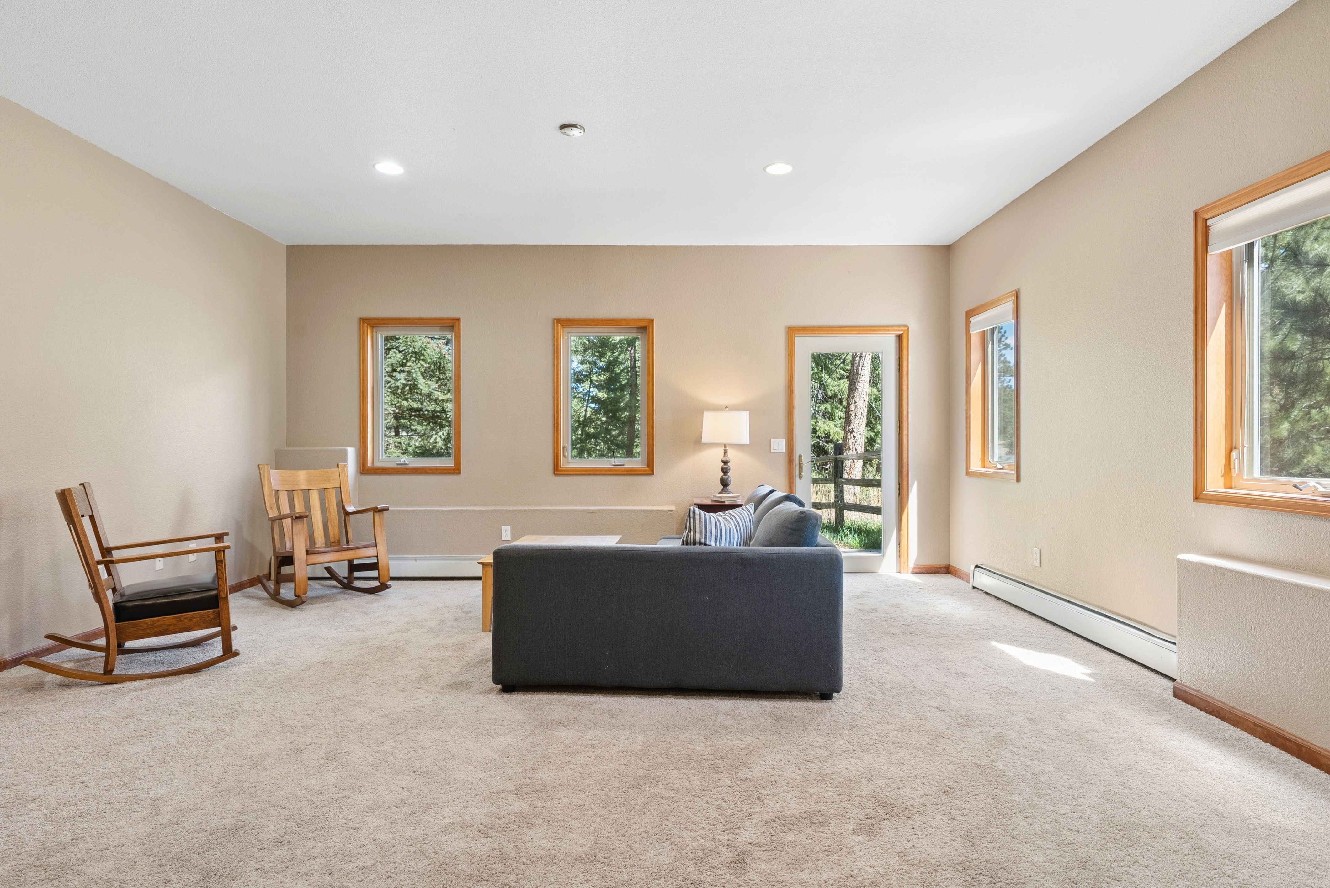  Comfort, Versatility & Evergreen Living - 物件實景