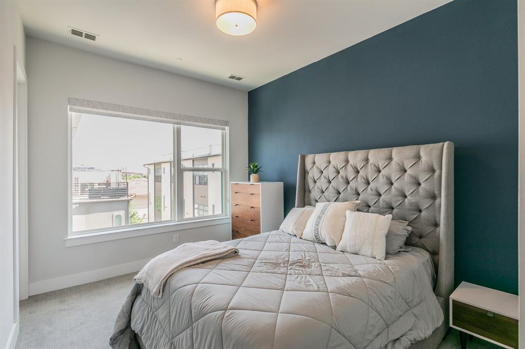 Dallas, Texas, 75204, United States, 3 Bedrooms Bedrooms, ,4 BathroomsBathrooms,Residential,For Sale,1848953