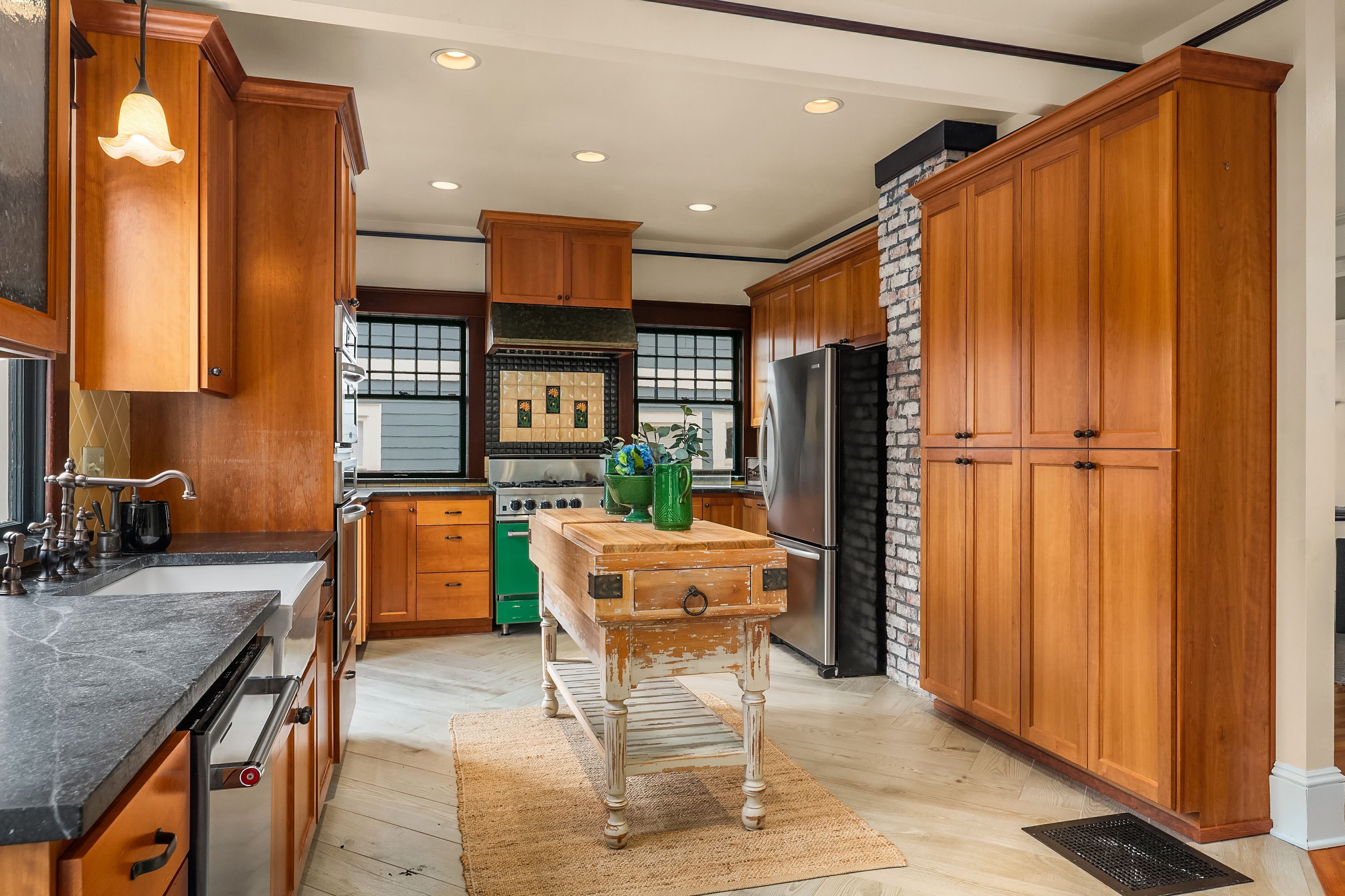  6264 19th Avenue Northeast, Seattle, WA 98115 - 物件實景
