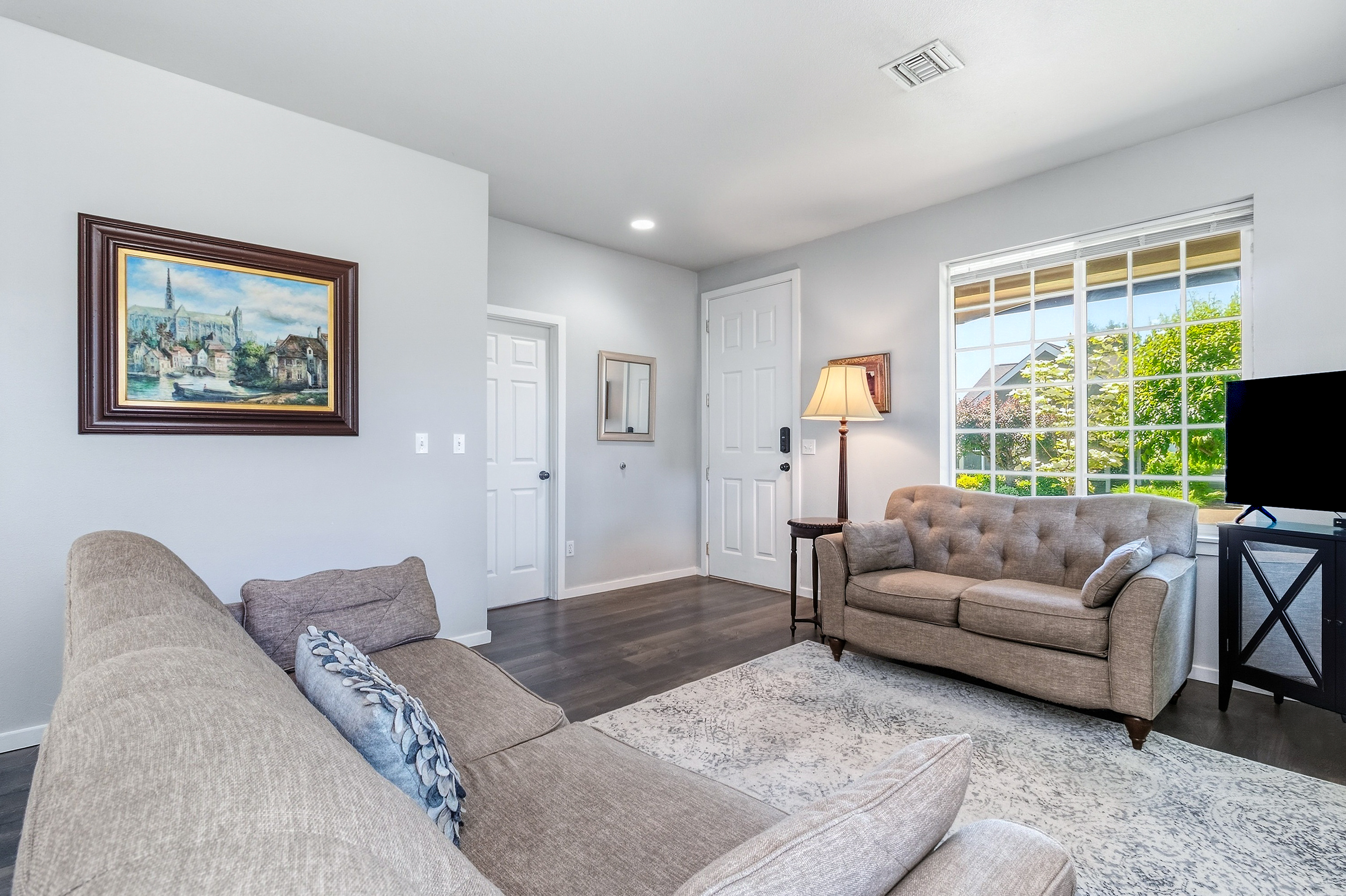  705 SE Creekside Drive - 物件實景