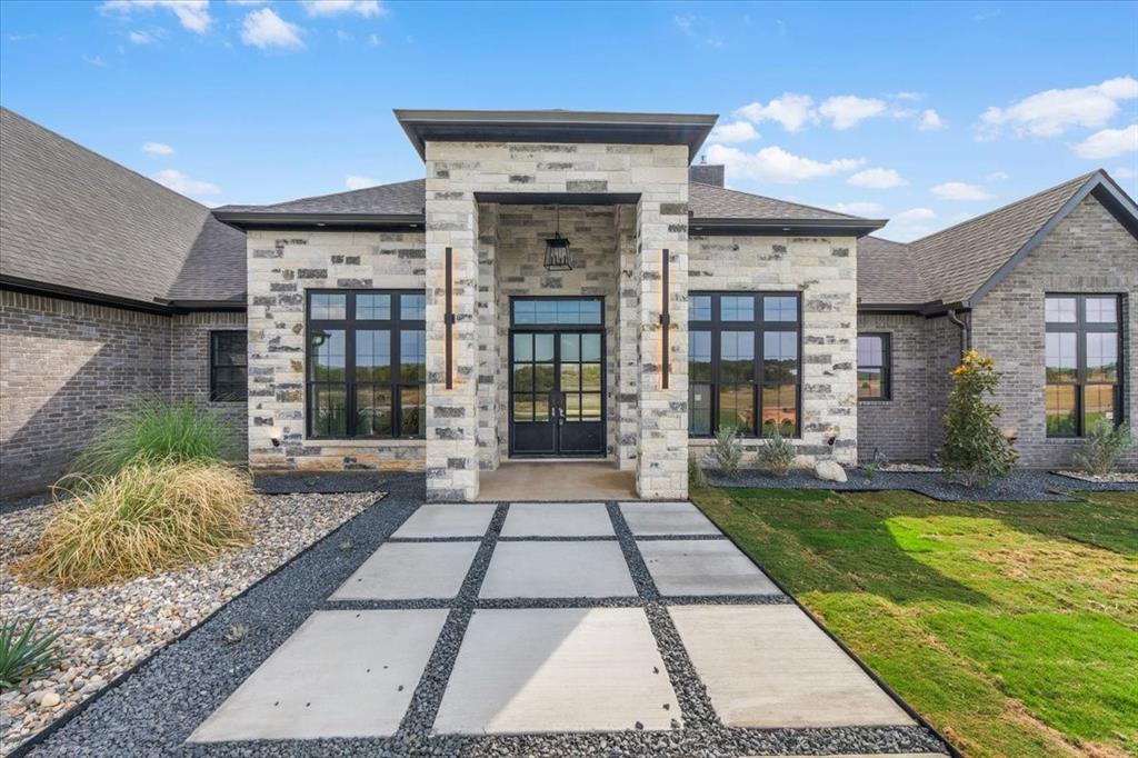 Weatherford, Texas, 76087, United States, 5 Bedrooms Bedrooms, ,6 BathroomsBathrooms,Residential,For Sale,1981195