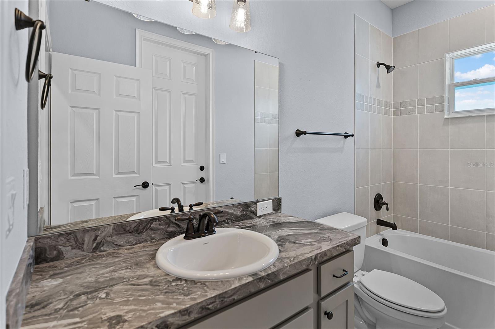 AUBURNDALE, Florida, 33823, United States, 4 Bedrooms Bedrooms, ,3 BathroomsBathrooms,Residential,For Sale,1899734