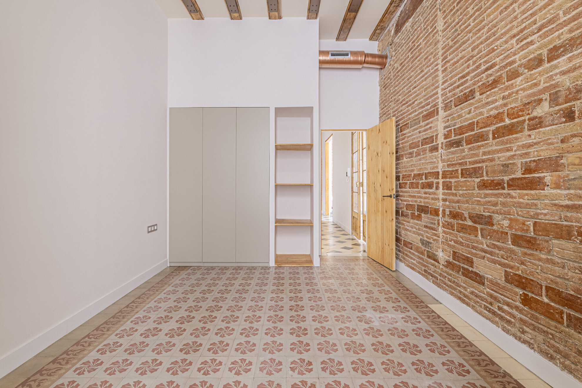  Magnificent, renovated main residence in a historic estate overlooking Port Vell - 物件實景