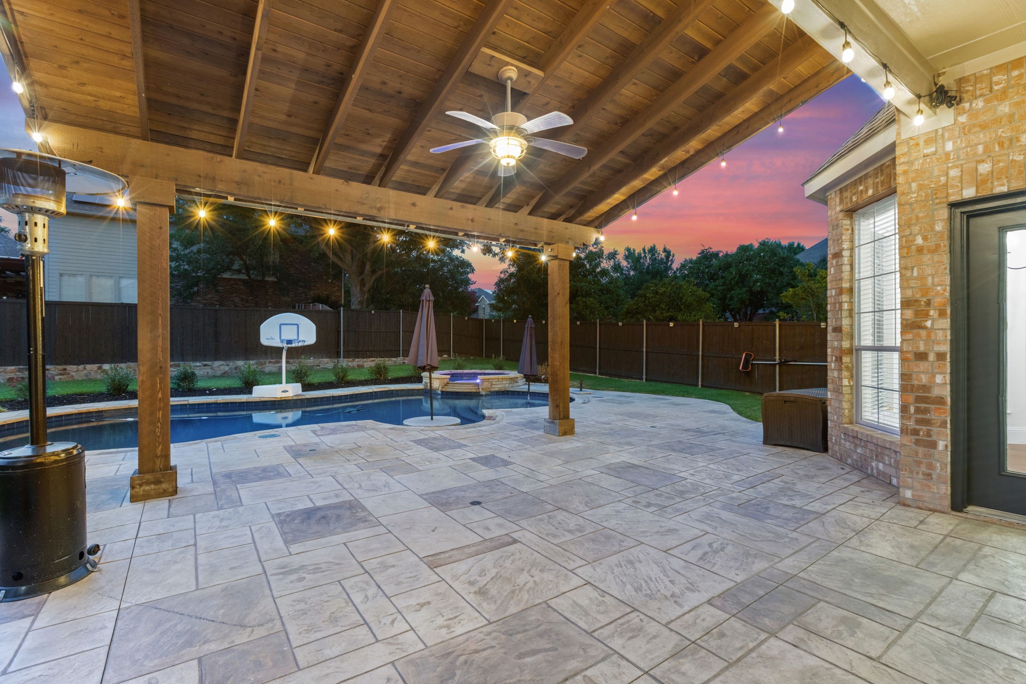McKinney, Texas, 75072, United States, 4 Bedrooms Bedrooms, ,4 BathroomsBathrooms,Residential,For Sale,1933487