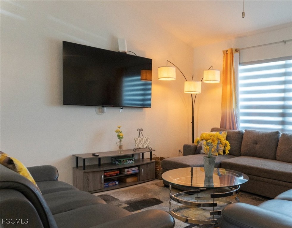 Cape Coral, Florida, 33914, United States, 3 Bedrooms Bedrooms, ,2 BathroomsBathrooms,Residential,For Sale,2005885