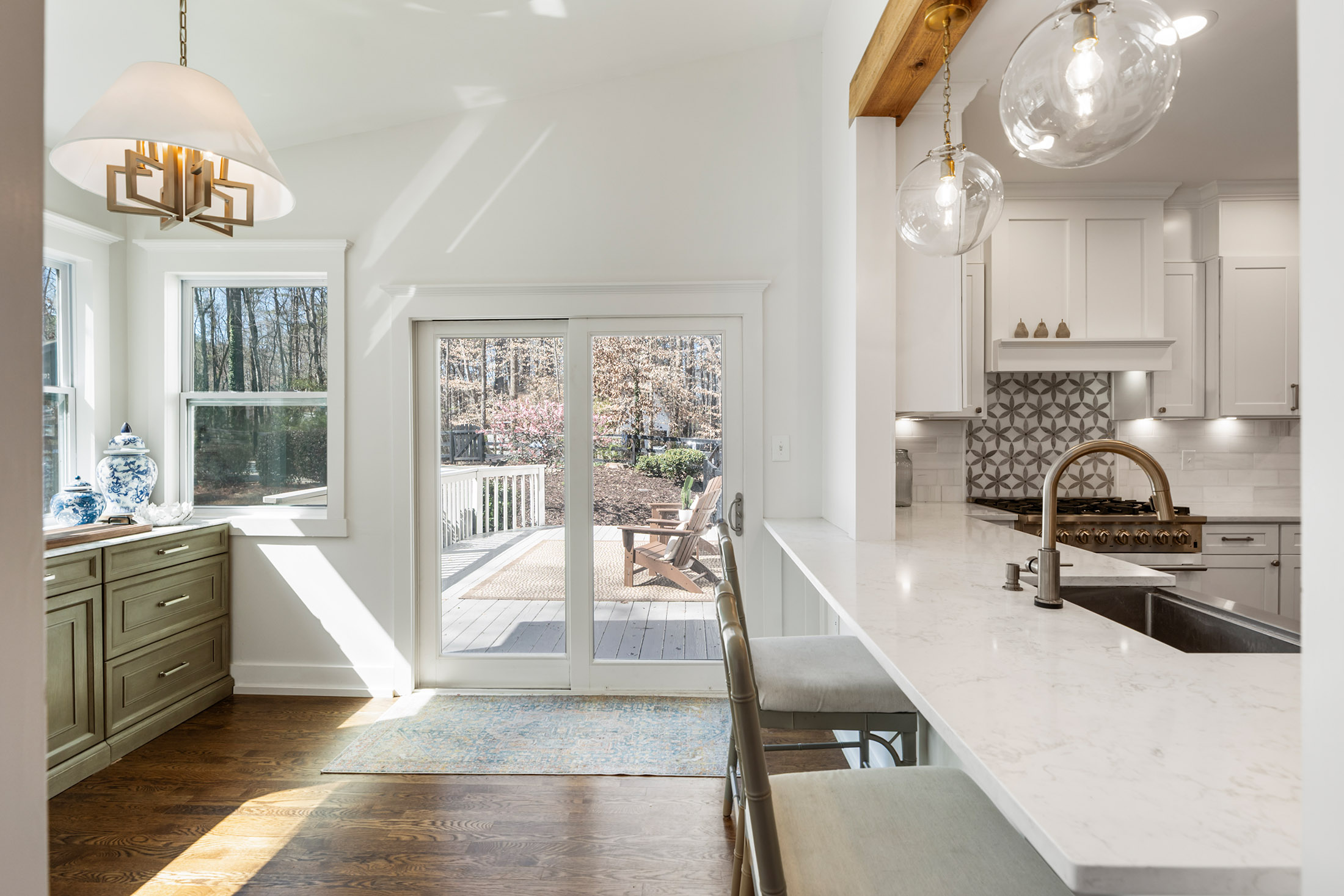  Charming Home Offers the Perfect Blend of Charm, Function, and Location - 物件實景