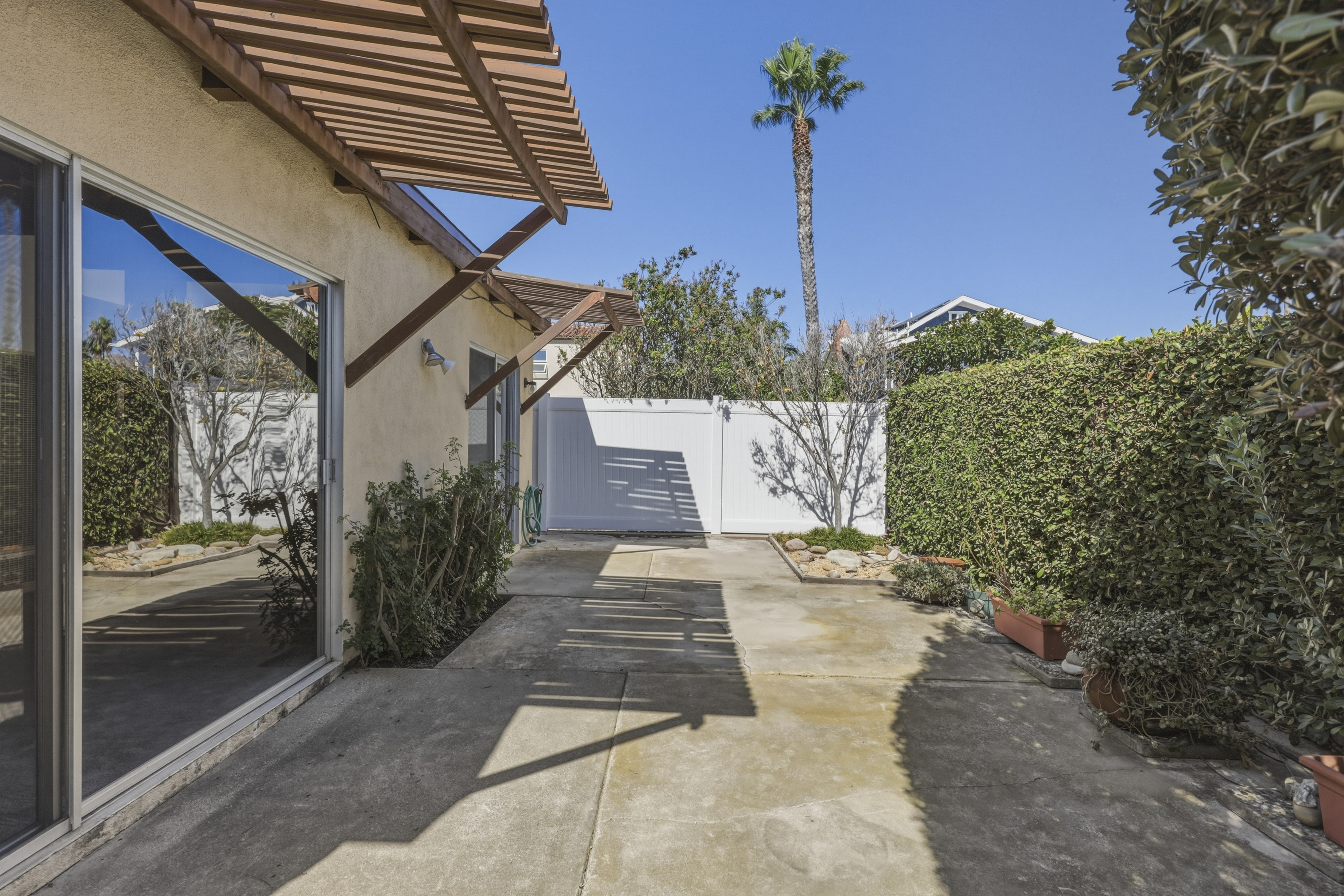  2163 Monmouth Drive, Ventura, CA 93001 - 物件實景