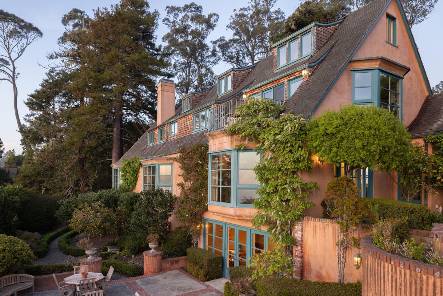 Carmel, California, 93923, United States, 4 Bedrooms Bedrooms, ,5 BathroomsBathrooms,Residential,For Sale,1819241