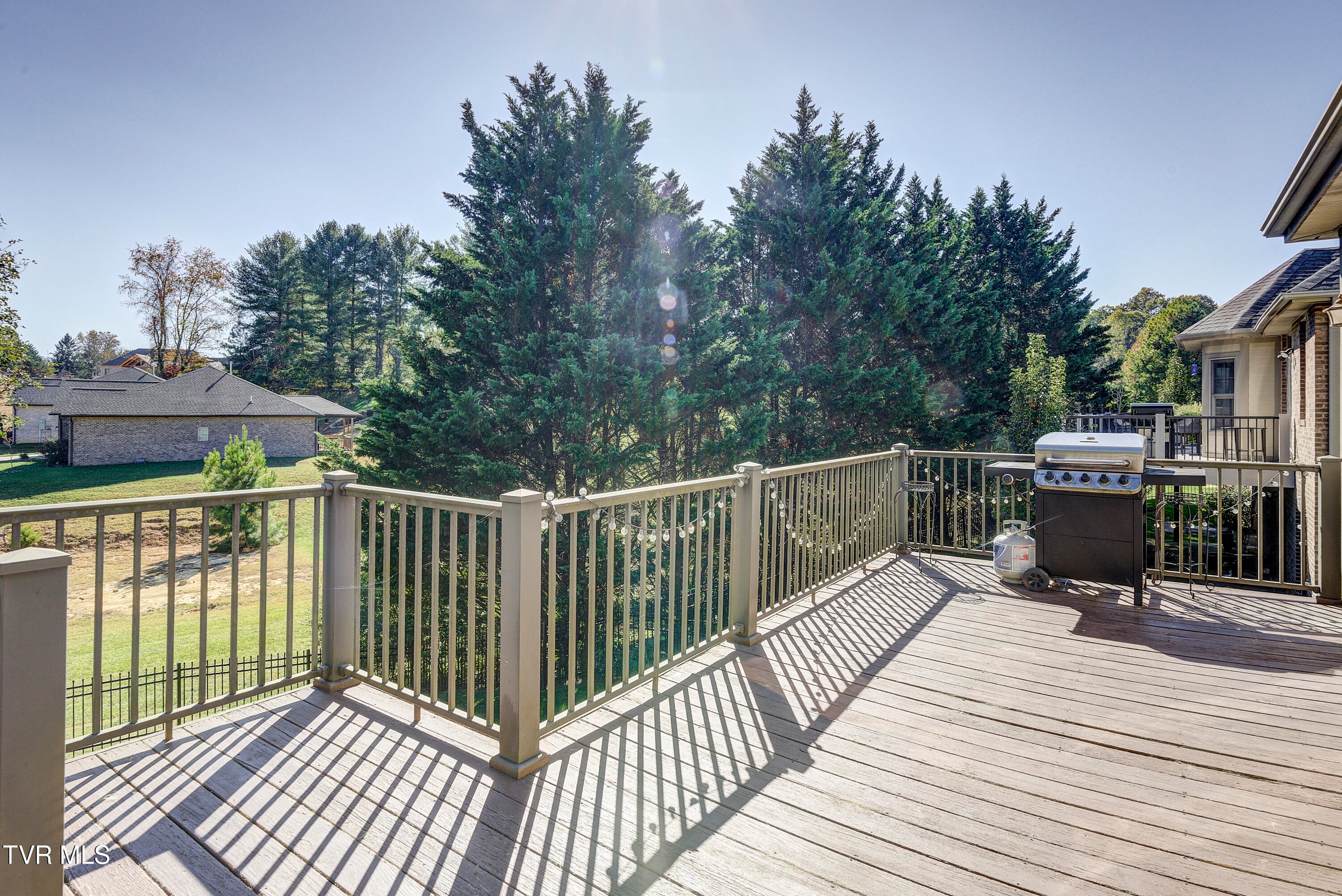 Johnson City, Tennessee, 37604, United States, 5 Bedrooms Bedrooms, ,3 BathroomsBathrooms,Residential,For Sale,1964815