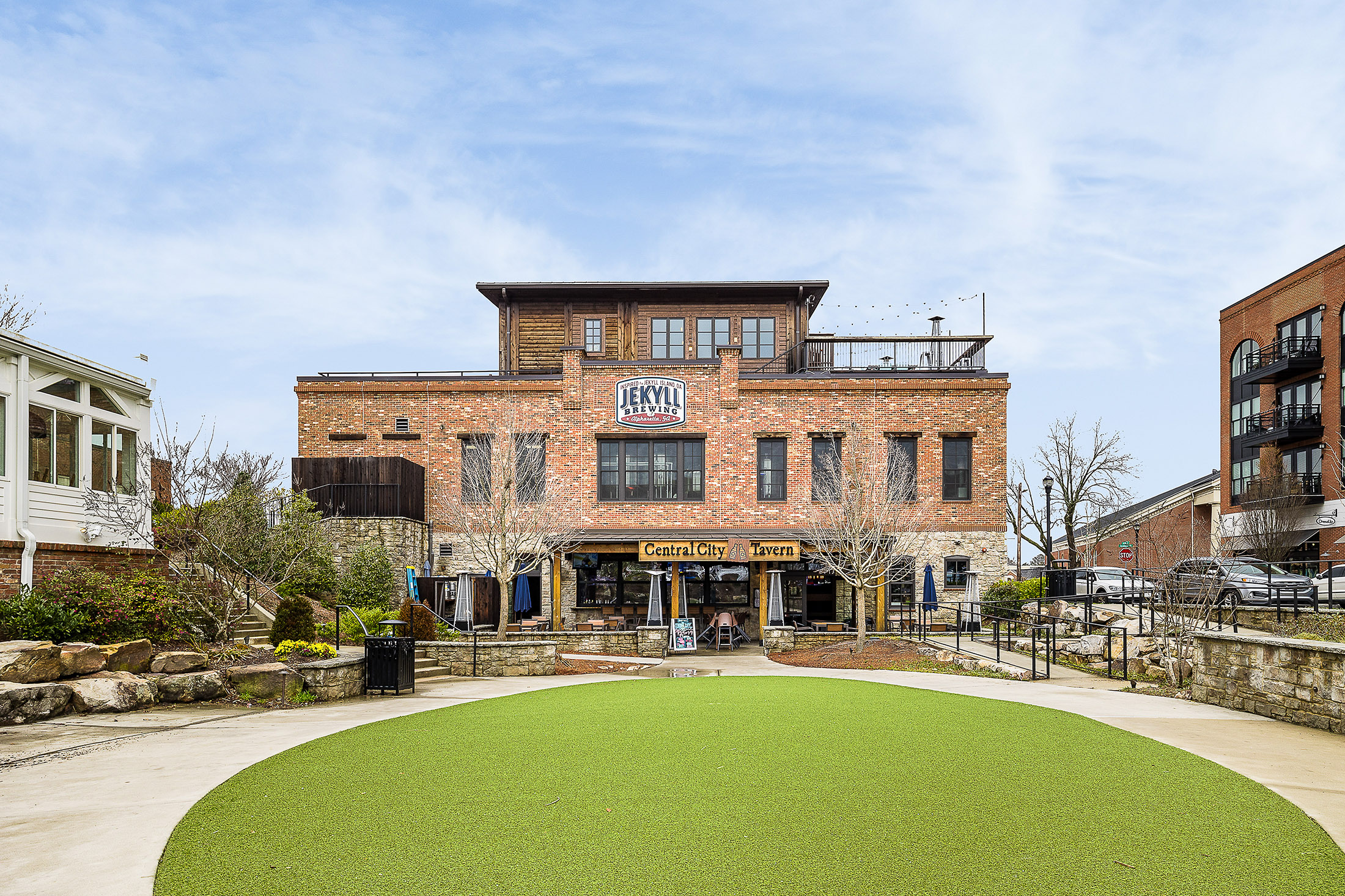  Smart Updates and Superb Location in Roswell - 物件實景