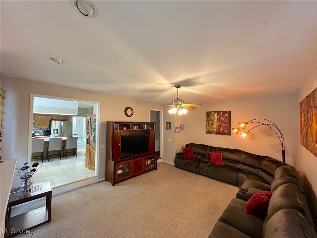 Twinsburg, Ohio, 44087, United States, 4 Bedrooms Bedrooms, ,4 BathroomsBathrooms,Residential,For Sale,1927884
